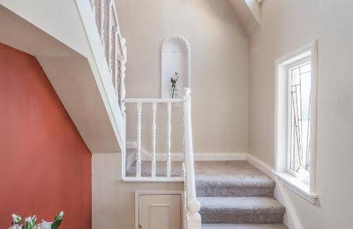 Papatoetoe Villa | Big Family House 9 BR 4BH 13 BED