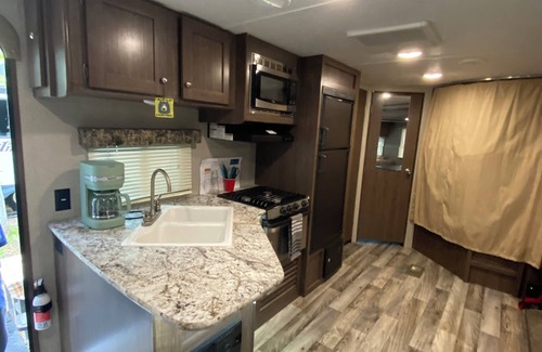 Slave Lake RV Rental | Big Fish Bay - Five Star Campground! Outdoor Waterslide & Pool! $185/night