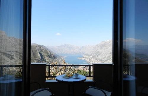 Kotor Apartment | Big Hill Apartment