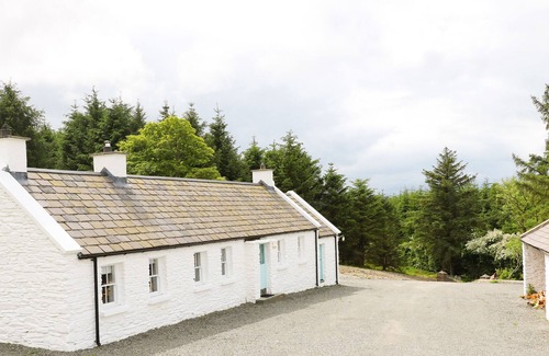 Inishowen Cottage | BIG HILL COTTAGE, family friendly in Buncrana, County Donegal