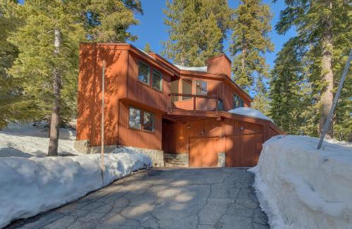 Alpine Meadows House | Big John at Alpine Meadows by Tahoe Getaways - Mountain Views, Cozy Fireplace, Shuttle to Slopes!