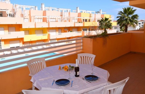 Canada Apartment | Big & nice pool, cozy apartment!