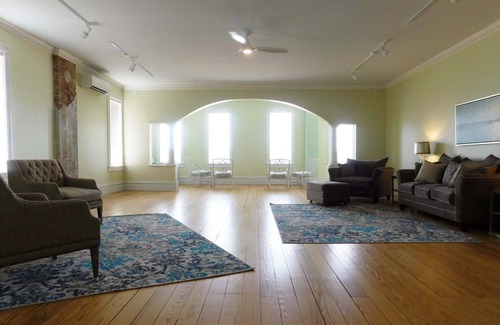 Alma Apartment | Big River Loft - HUGE studio apartment in Alma