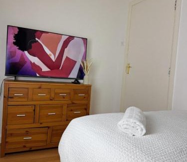 East Ham House | Big Room in East Ham