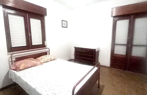 Apelacao House | Big Room private near the lisbon airport