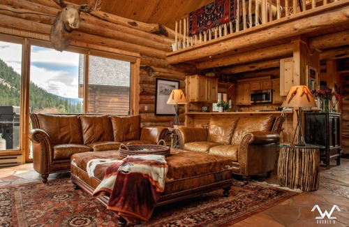 Gallatin Gateway Cabin | Big Sky - BIG Cabin! Your Winter Dreamland! Stunning, Huge Home on the Gallatin