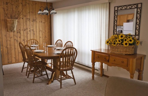 Big Sky Condo | Big Sky Lake Condominiums SURE TO PLEASE!