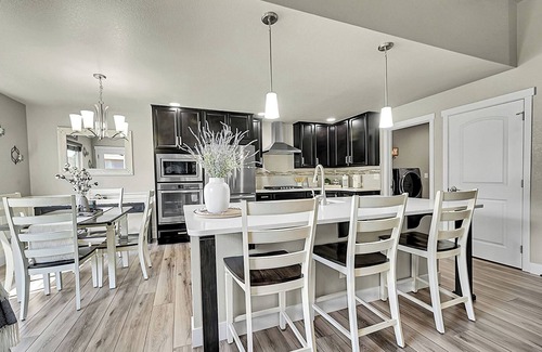 Evans House | Big Stays for Big Days! Sleeps 8 Near Fort Collins