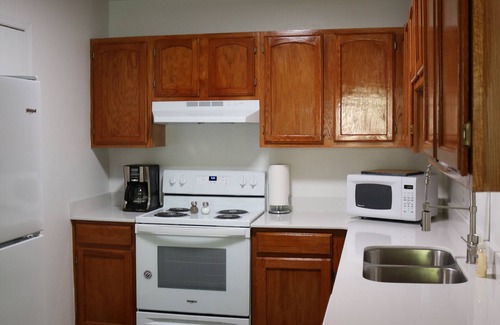 Fayetteville House | Big Time Razorback Moan Place - Centrally Located -1.5miles to Campus