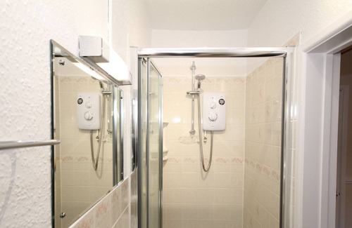 St. Michaels Apartment | Big tree holiday flats flat3