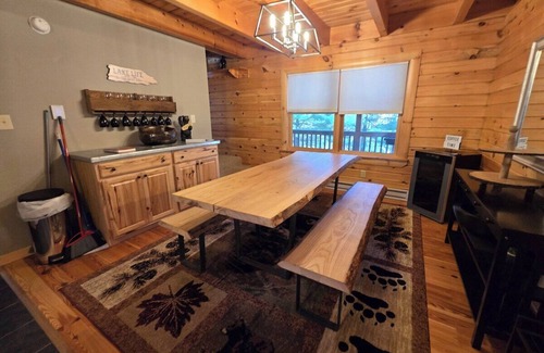 Swanton House | Bigg's Bear Cabin, a spacious 3-bedroom retreat perfect for up to 10 guests.