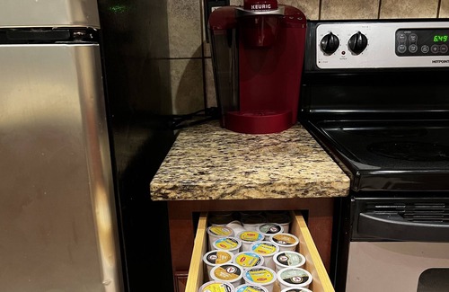Lawrence Condo | Biggest 3 BDR loft Downtown Mass Street - 5 mins from KU