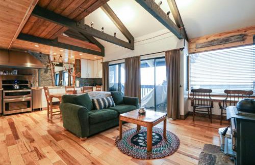 Majestic Pines Apartment | Bigwood #80 condo
