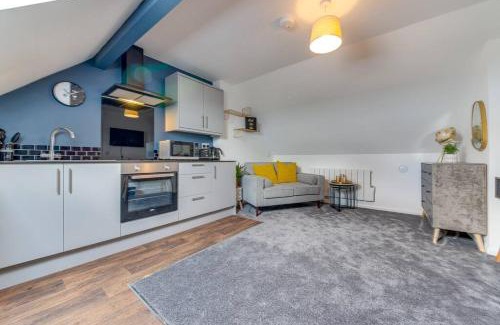 Sheffield Apartment | Bijou Booth House Loft