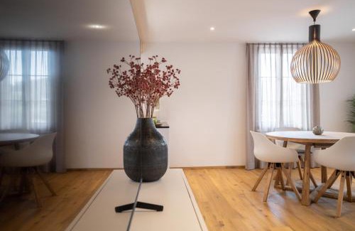 Faulensee Apartment | Bijou Lake Side - mit Seesicht und Privatstrand