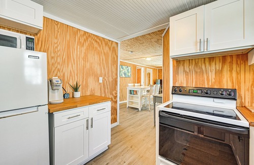 Old Lyme Apartment | Bike, Crab & Golf: Beach Retreat in Old Lyme