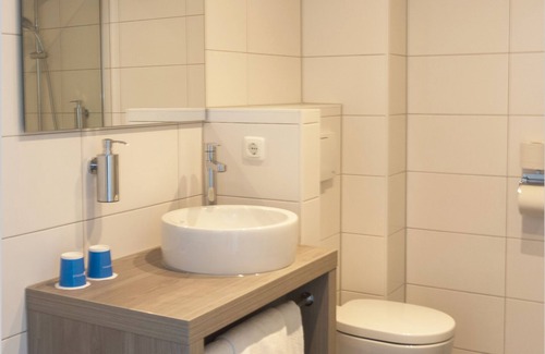 Ooij Hotel | Bike, Hike & Dine: Scenic Adventures from a Quiet Riverside Stay Near Nijmegen