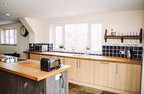 High Peak House | Bike shed sleeps up to 10 at New Mills Marina