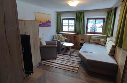 Unterlaengenfeld Apartment | Bikers Paradise Studios