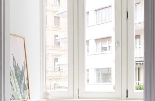 San Sebastian Centro Apartment | Bilbao Plaza by FeelFree Rentals