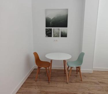 Rekaldeberri House | Bilbao ROOMS & KITCHEN Rekalde