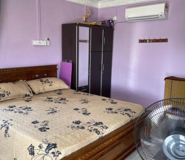 Bukit Besar House | Bilik Penginapan AS SPORT