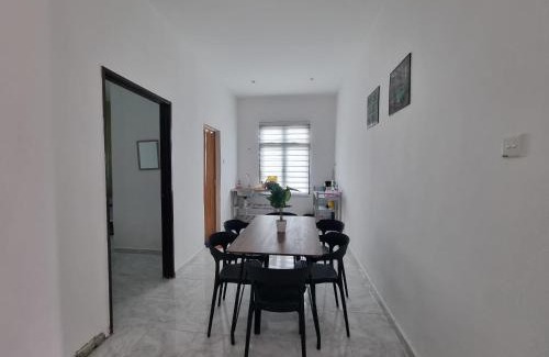 Kampung Dendang Apartment | Bilik & Rumah Tamu Ketereh