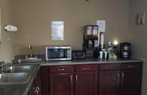 Dell Rapids Hotel | Bilmar Inn & Suites Dell Rapids