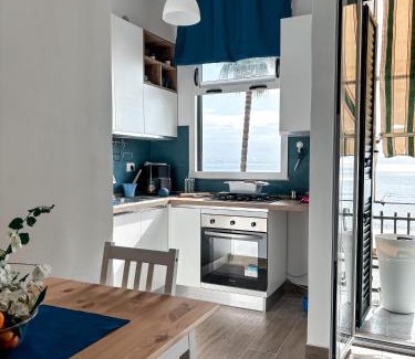 Province of Messina Apartment | Bilocale affacciato sullo Stretto