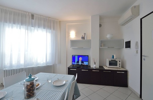 Cattolica Apartment | Bilocale Mina 5 - One Bedroom Apartment, Sleeps 3