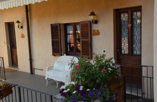 Borgosesia Apartment | Bilocale Vecchio Borgo