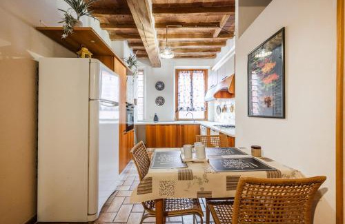 Old Town Apartment | Binario 11 - Centro, Stazione, Netflix