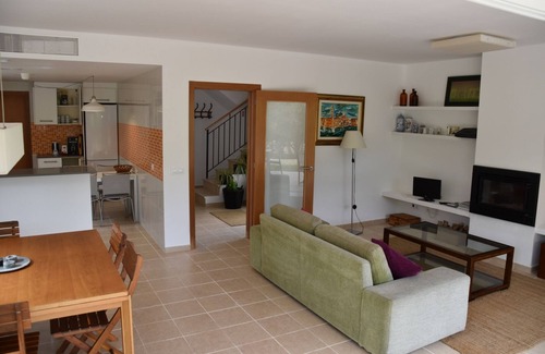 Marina de Son Ganxo Villa | Biniancolla Heura villa with communal pool