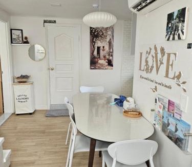 Yongsan-gu Apartment | BINNA STAY Itaewon 7 min Walk Entire House w Terrace Welcome Meal Free Bibimbap 1 time per stay