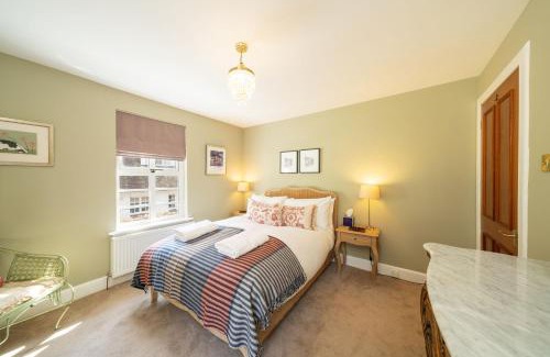Glenisla House | Binrock Lodge