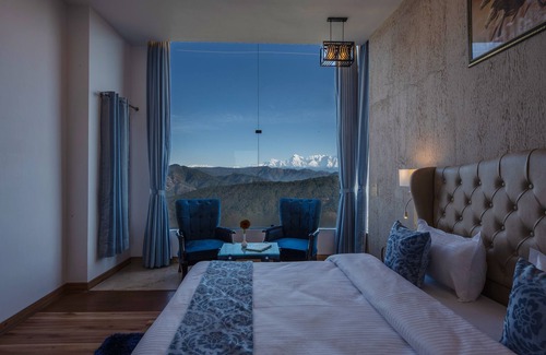Almora Hotel | Binsar Eco Resort, Binsar - Uttarakhand