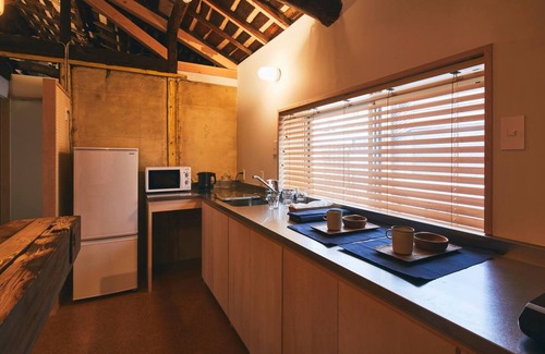 Nakatsu House | BIO 004 I want to cook well even when traveling - 004/Osaka Ōsaka