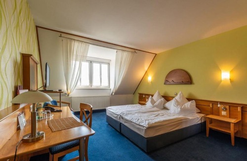 Iphofen Hotel | Biobausewein WEIN HOTEL LEBEN