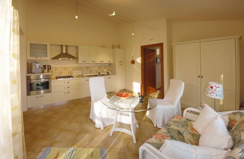 Ripatransone Apartment | Biological apartment "L'Olivo" of "La Casa di Petra" on the Adriatic coast