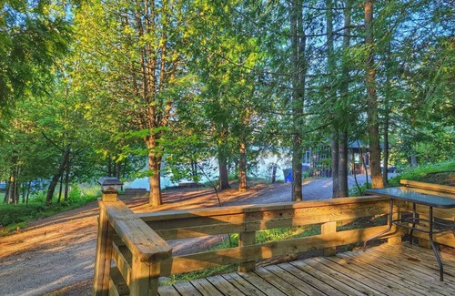North Frontenac Cabin | Birch Cabin- North Frontenac Lodge