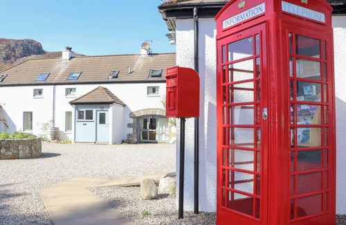 Newtonmore Cottage | BIRCH, pet friendly, with open fire in Newtonmore