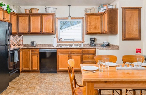 Kimberly House | Birch Summary: ✦ 20 m