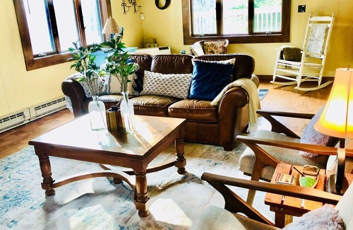 Fleischmanns House | Birch Tree Lodge - Cozy Cabin Getaway in the Catskills