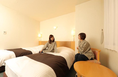 Iwai Onsen Hotel | Bird Stay Hotel