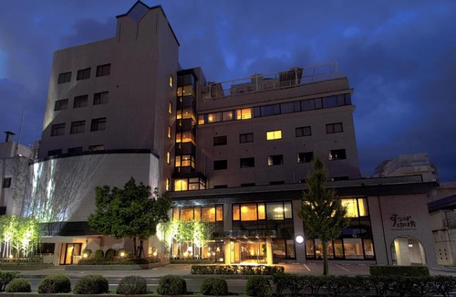 Iwai Onsen Hotel | Bird Stay Hotel