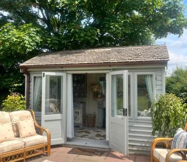 Tunstall Other | Birds and The Bees Summer House