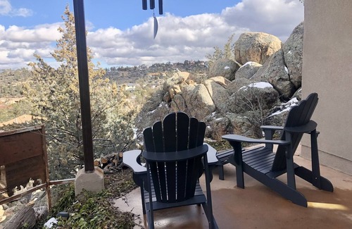 Prescott House | Birds Eye View Stunning & Unique Nest in the granite boulders. Close to Downtown