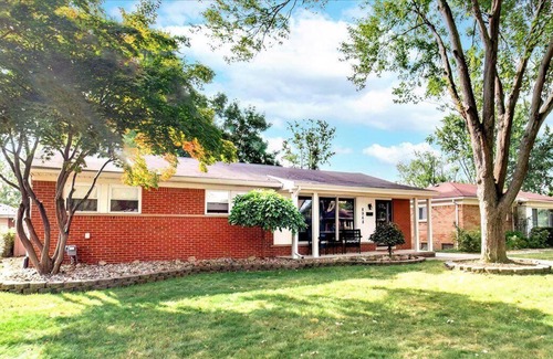 Sterling Heights House | Birkhill Heights - Your home away from home!