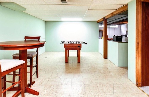 Sterling Heights House | Birkhill Heights - Your home away from home!