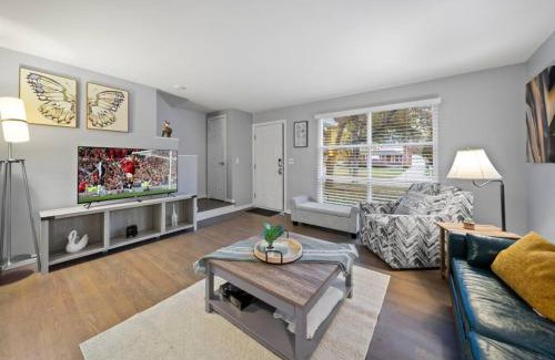 Birmingham House | Birmingham Urban Retreat 2BR Cozy Haven